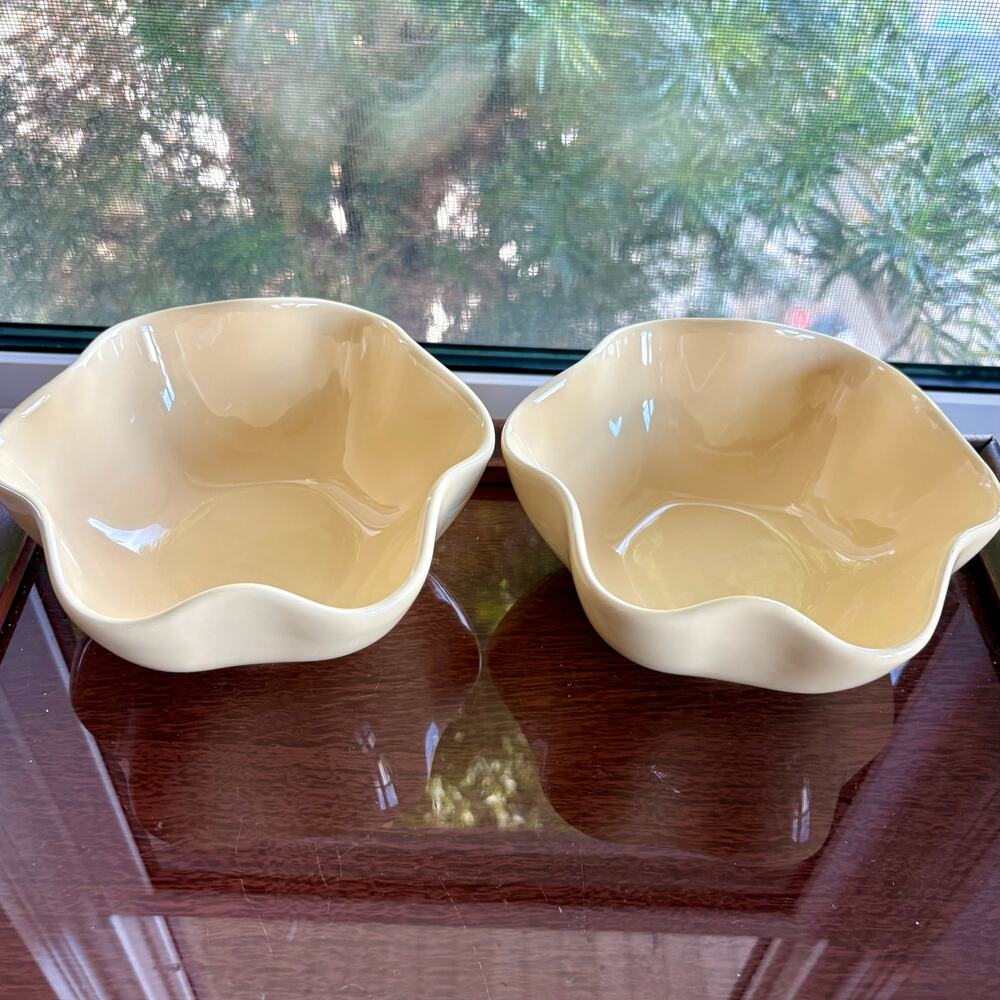 Gale Pittman Southern Living at Home Yellow Wavy Hospitality Bowls Set of 2